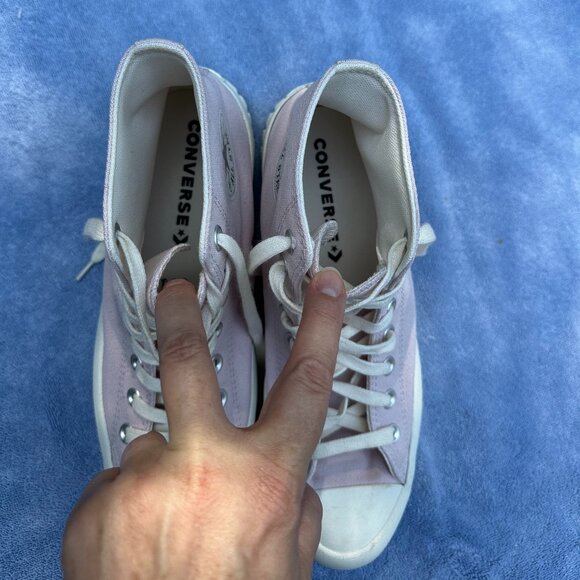 Converse Chuck Taylor Lugged 2.0 Pink High Tops Women's 10.5 - Picture 9 of 12